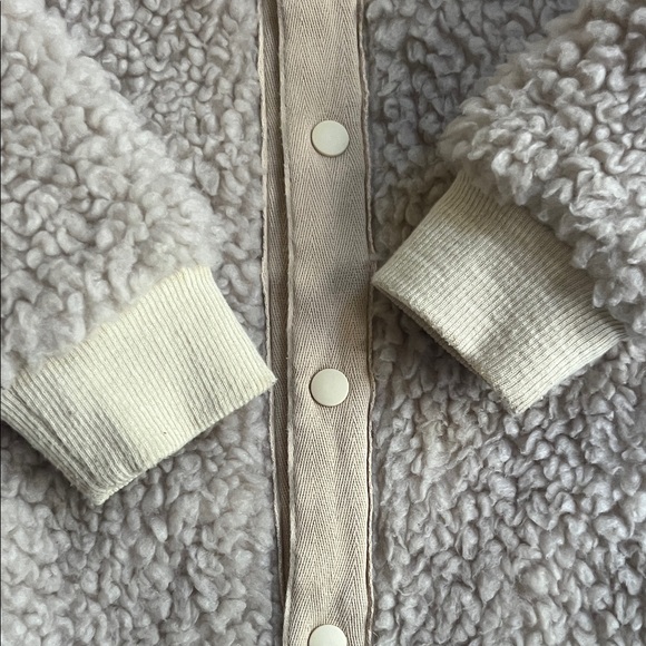 Patagonia Off-White Sherpa Fleece Jacket - Picture 4 of 7